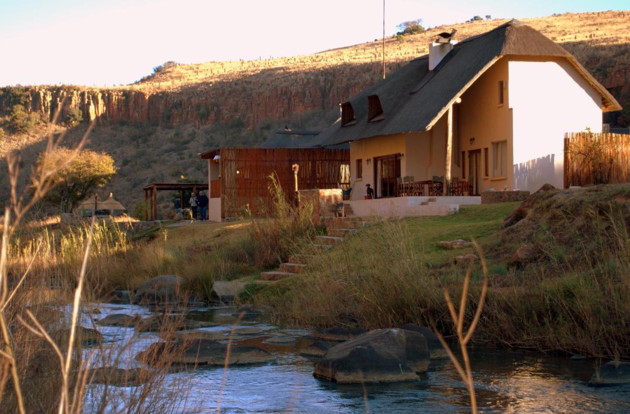 Komati Gorge Lodge, R 36 Halfway Between Carolina And Machadodorp מראה חיצוני תמונה