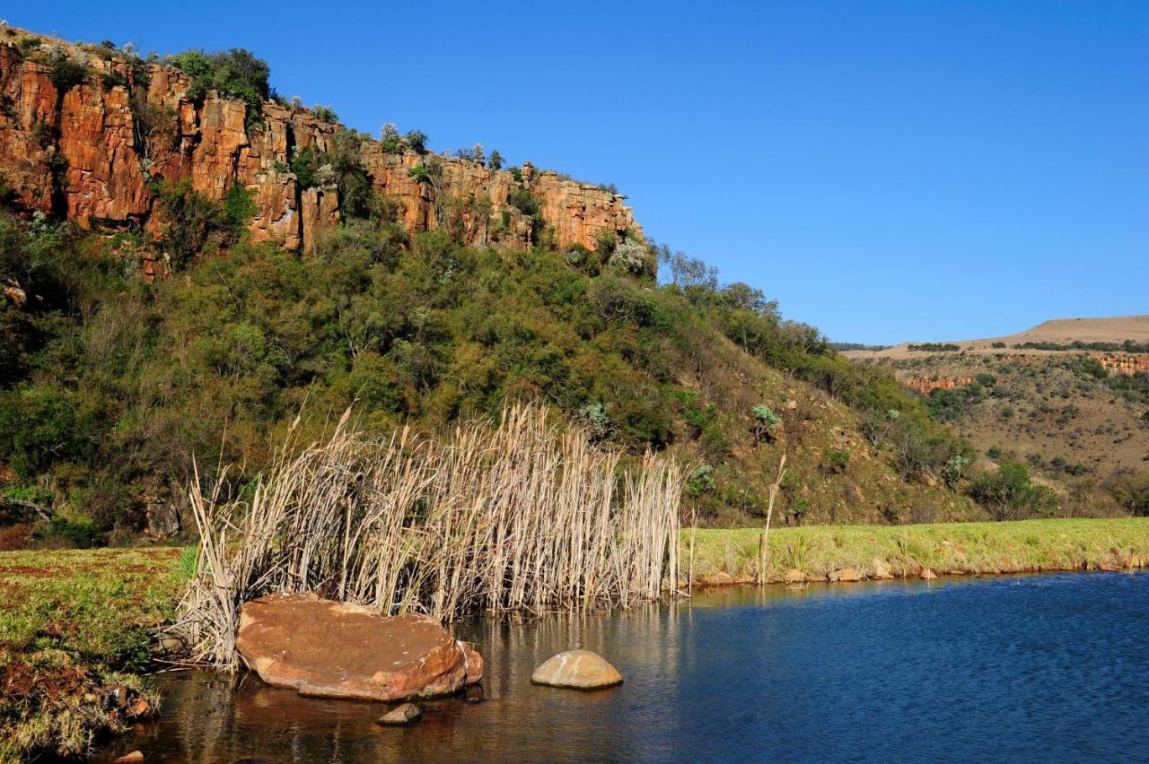 Komati Gorge Lodge, R 36 Halfway Between Carolina And Machadodorp מראה חיצוני תמונה